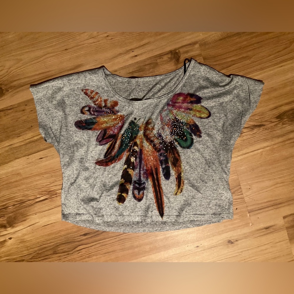 Robin K. Feather Print Crop Top